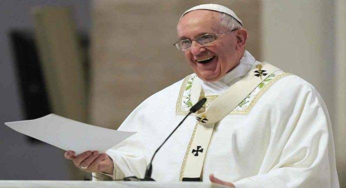 Papa Francesco: “La fratellanza valore fondamentale alla base delle relazioni tra i popoli”