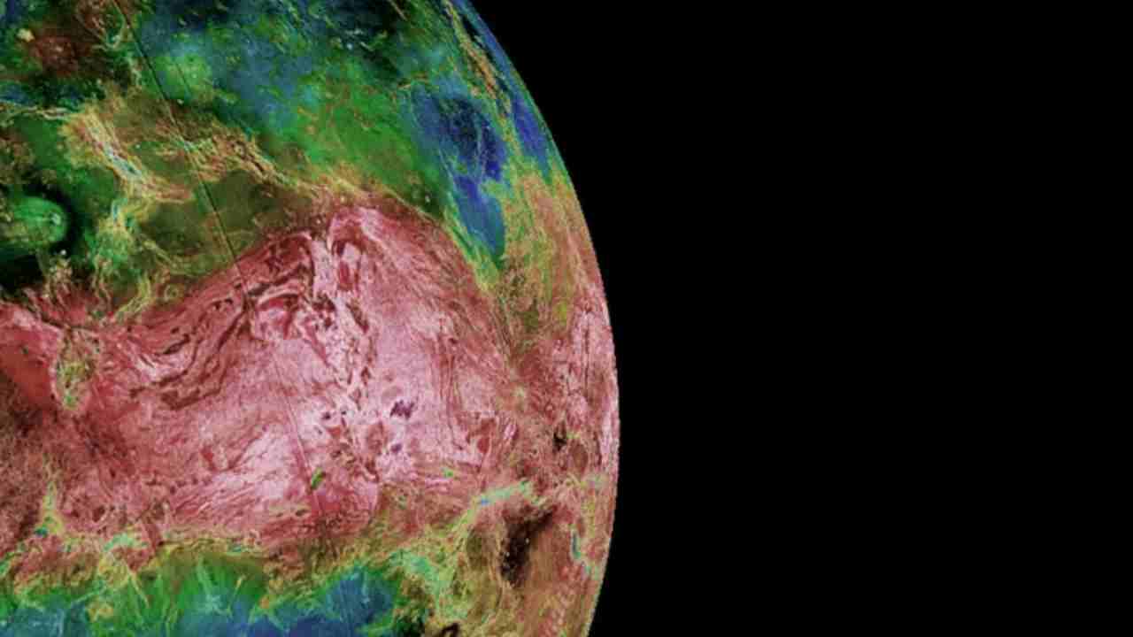 Incredibile: ecco cosa è stato scoperto nelle prime immagini di Venere