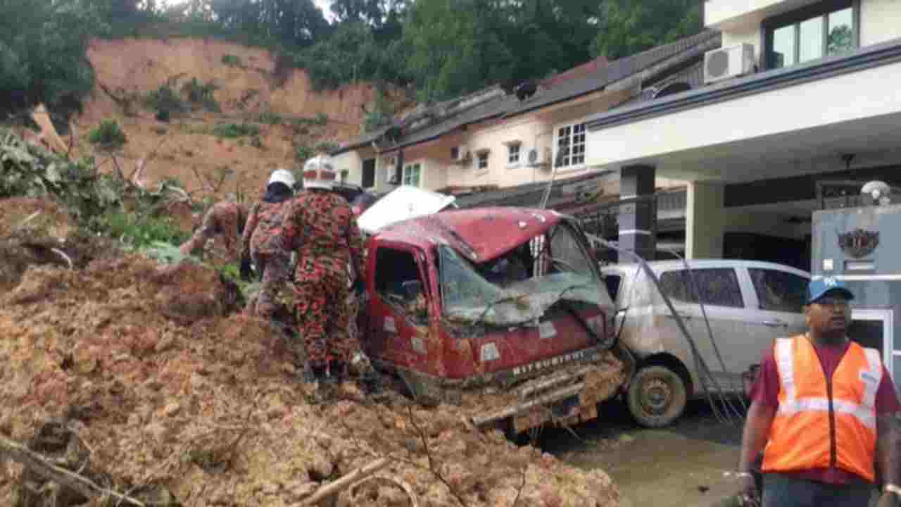 Malesia: frana per forti piogge, 4 morti a Ampang