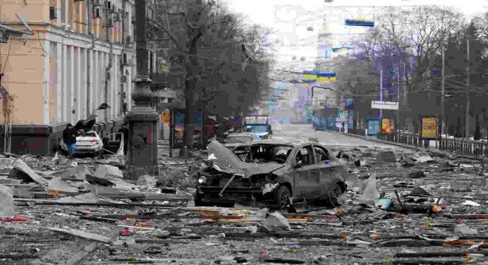 Ucraina, allarmi antiaereo in quasi tutto il Paese. Almeno cinque esplosioni a Leopoli