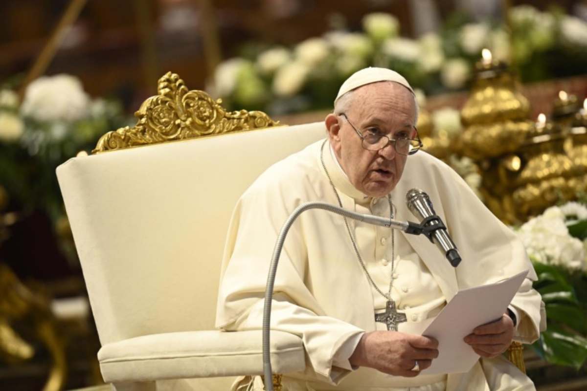 Divina Misericordia, il Papa: “Cristo ci vuole tessitori di riconciliazione”