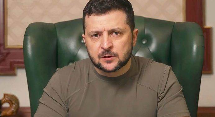 Zelensky: “Non cederemo il Donbass”. Trappole-killer a Trostianets