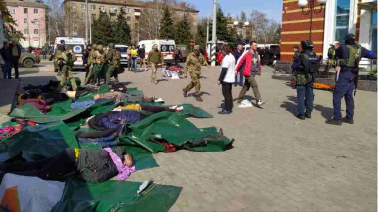 Ucraina: almeno 50 vittime nel bombardamento alla stazione di Kramatorsk