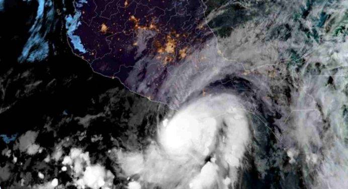 Messico, uragano Agatha: aumenta il bilancio di morti e dispersi