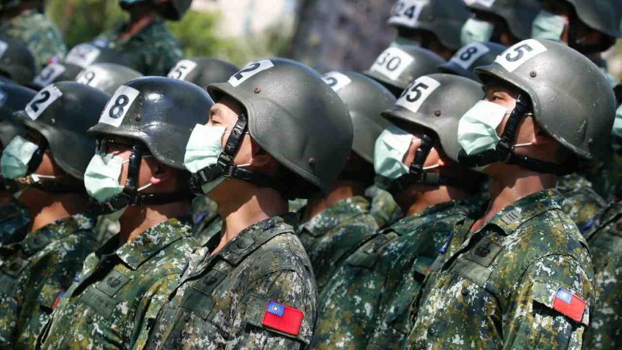 La Cina invia truppe in Russia: ecco perché