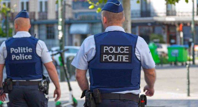 Belgio, un morto in un blitz dell’anti-terrorismo
