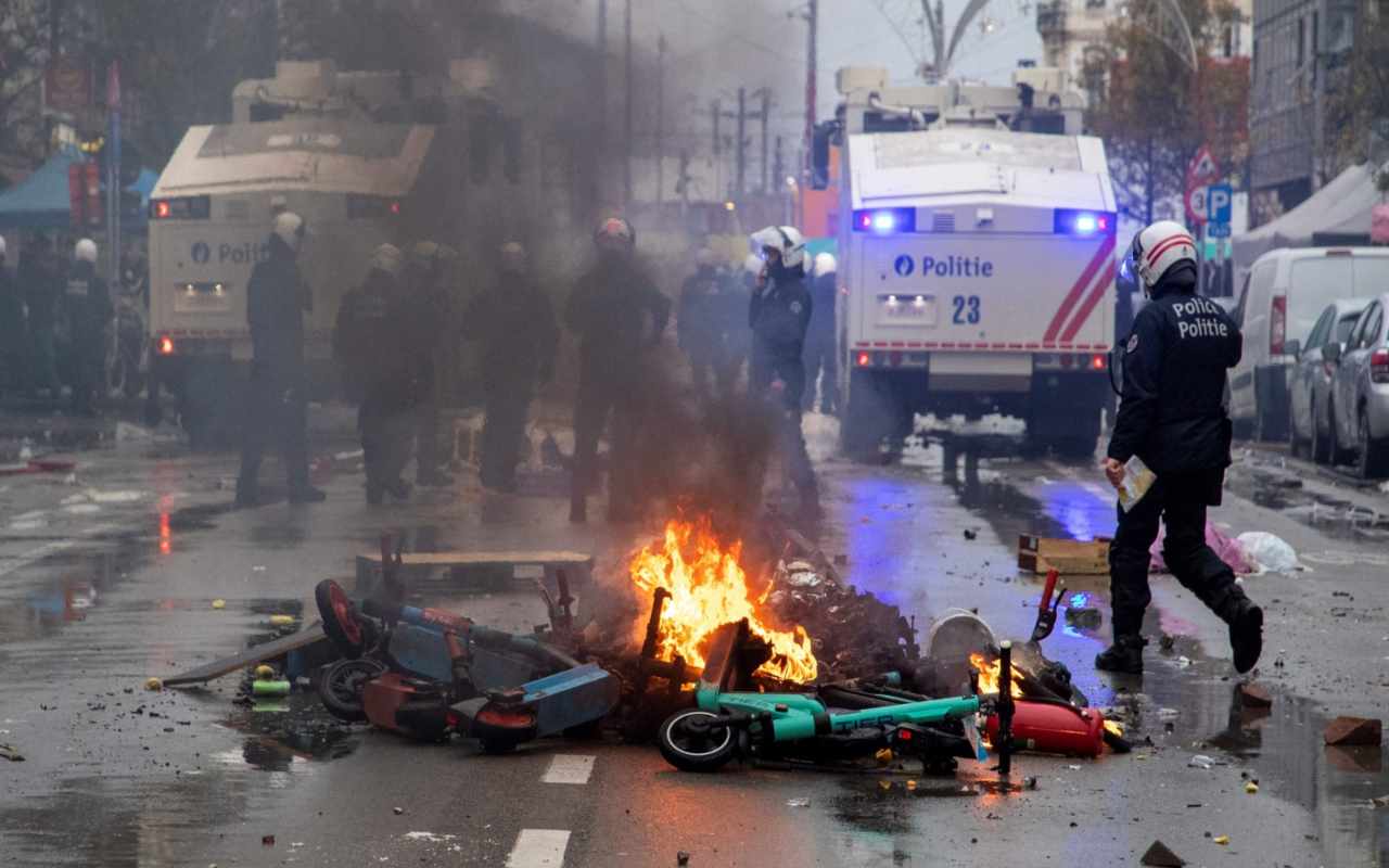 Bruxelles scontri