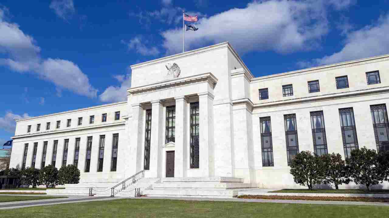 Usa, la Fed orientata a rallentare i rialzi dei tassi di interesse