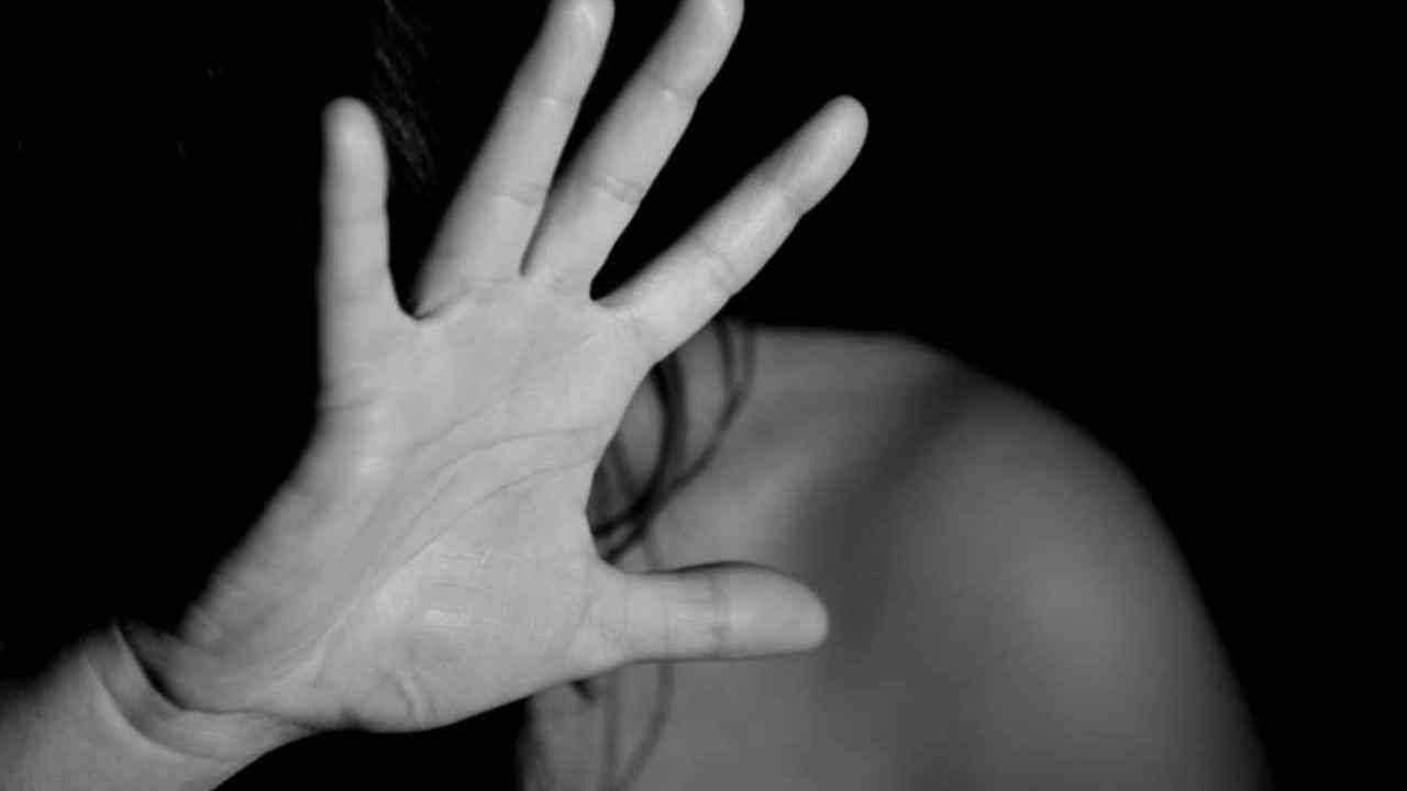 Qualiano (Napoli): arresto per violenza domestica