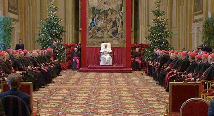 Gli auguri del Papa a Curia e a dipendenti Santa Sede: “Nessuno immune da tentazioni del diavolo”