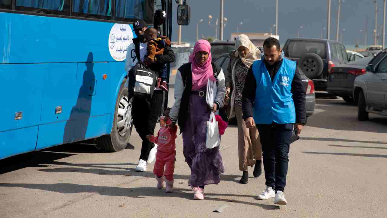 Unhcr: “114 rifugiati vulnerabili arrivati in Italia con volo umanitario”