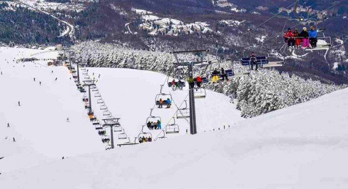Al via la stagione sciistica a Frontignano di Ussita: da oggi aperte tutte le piste