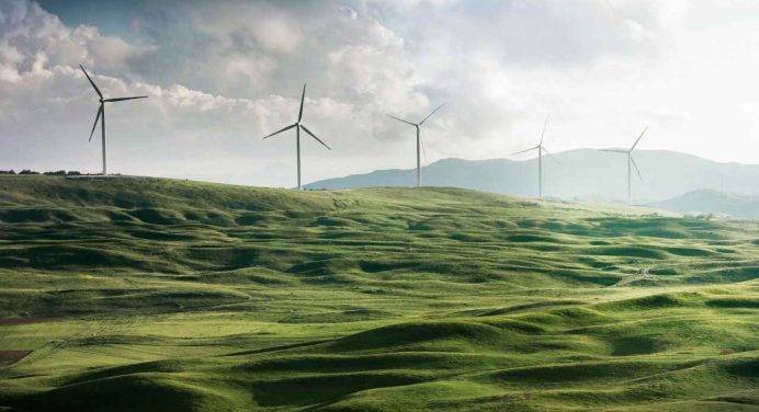 Iea: “Serve più sforzo per triplicare le rinnovabili al 2030”