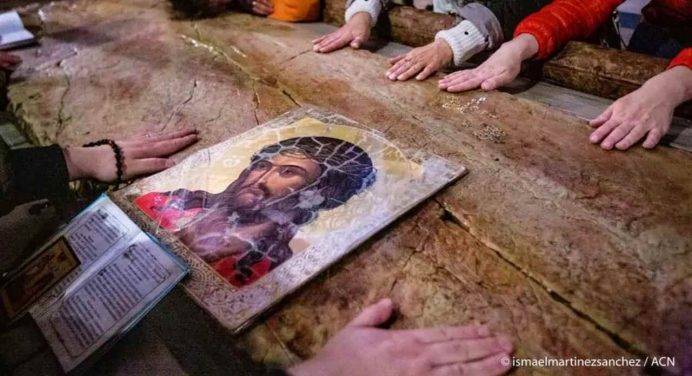 Papa: “Quante stragi di innocenti nel mondo: sono i piccoli Gesù di oggi”