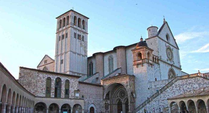 Perugia-Assisi, la Marcia delle giovani sentinelle di pace