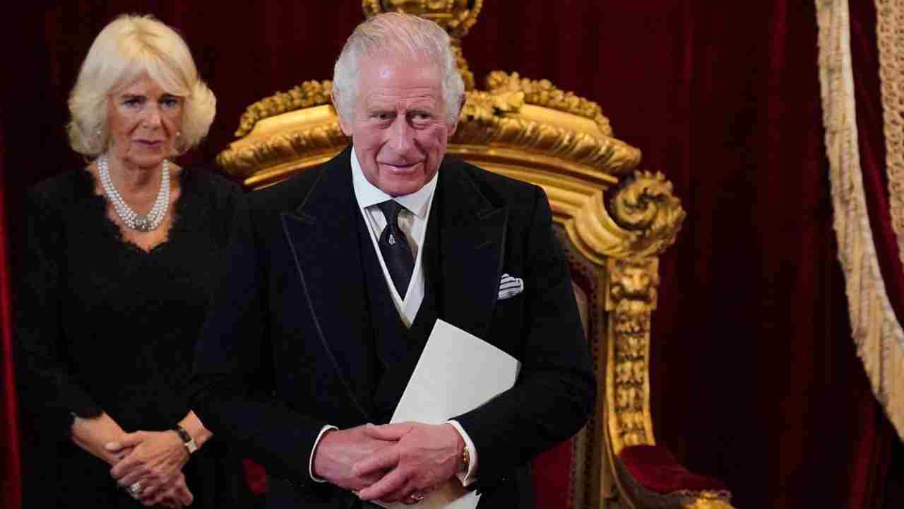 Re Carlo III: presente e futuro della monarchia inglese