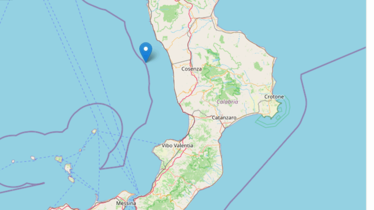 Cosenza: terremoto di magnitudo 4.8 davanti alla costa ovest della Calabria
