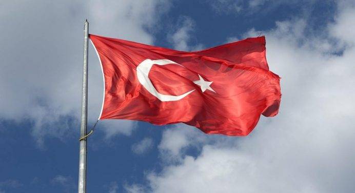 Turchia al ballottaggio, Erdogan può contare sull’appoggio di Ogan