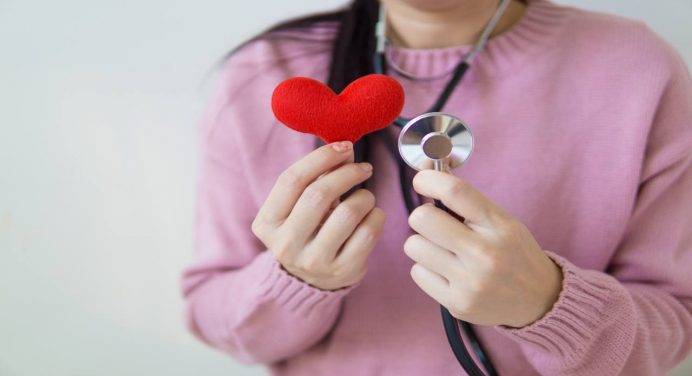 “Banca del cuore”, screening cardiologici gratuiti nelle piazze italiane