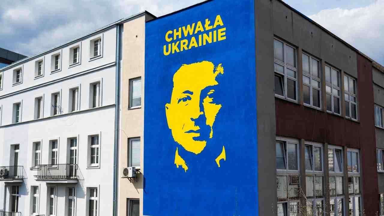 Ucraina, Zelensky: “La decisione su adesione Ue potrebbe essere presa quest’anno”