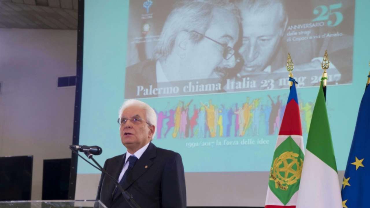 Mattarella: “Borsellino e Falcone dimostrarono che la mafia può essere sconfitta”