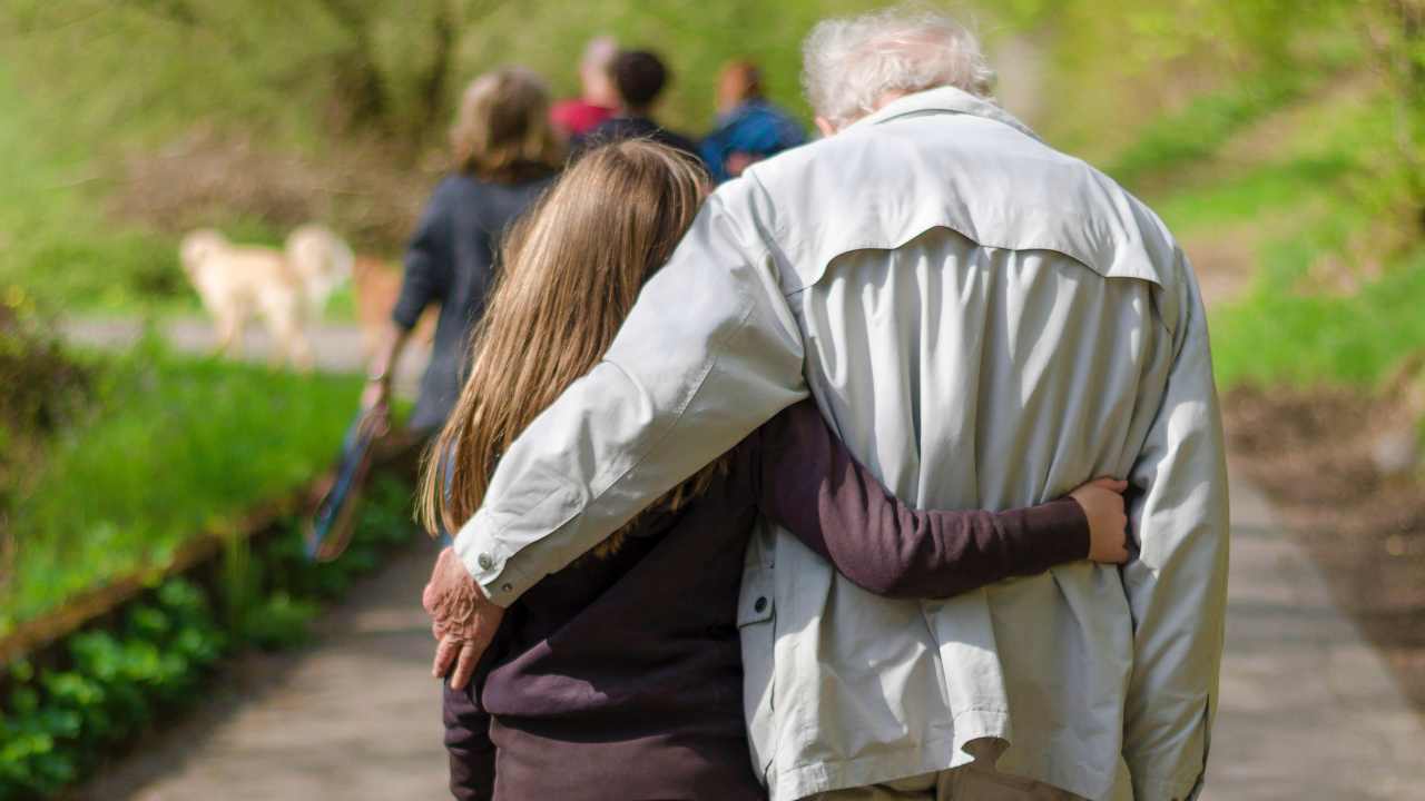 Padre Feretti: “Perché gli anziani possono essere una risorsa e non uno scarto”