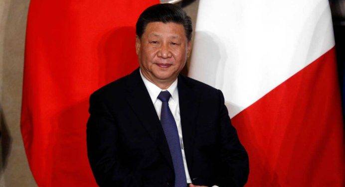 Xi in visita a Shanghai