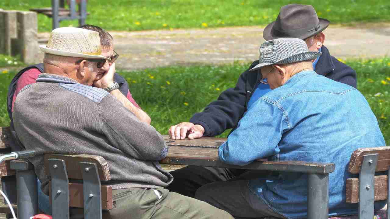 Istat: città italiane sempre più “anziane”