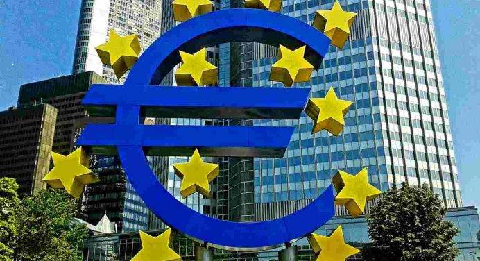 Quadro fosco della Bce: “Troppe incognite, Eurozona debole”
