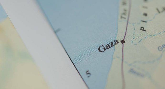 Raid su Gaza, uccisi 7 operatori umanitari