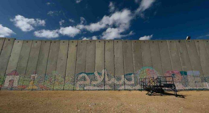 L’Egitto costruisce un recinto per gli sfollati di Gaza nel deserto del Sinai