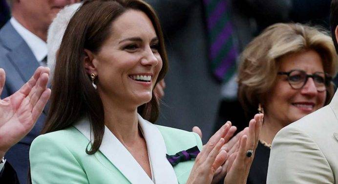 Kate Middleton operata: “Intervento riuscito”