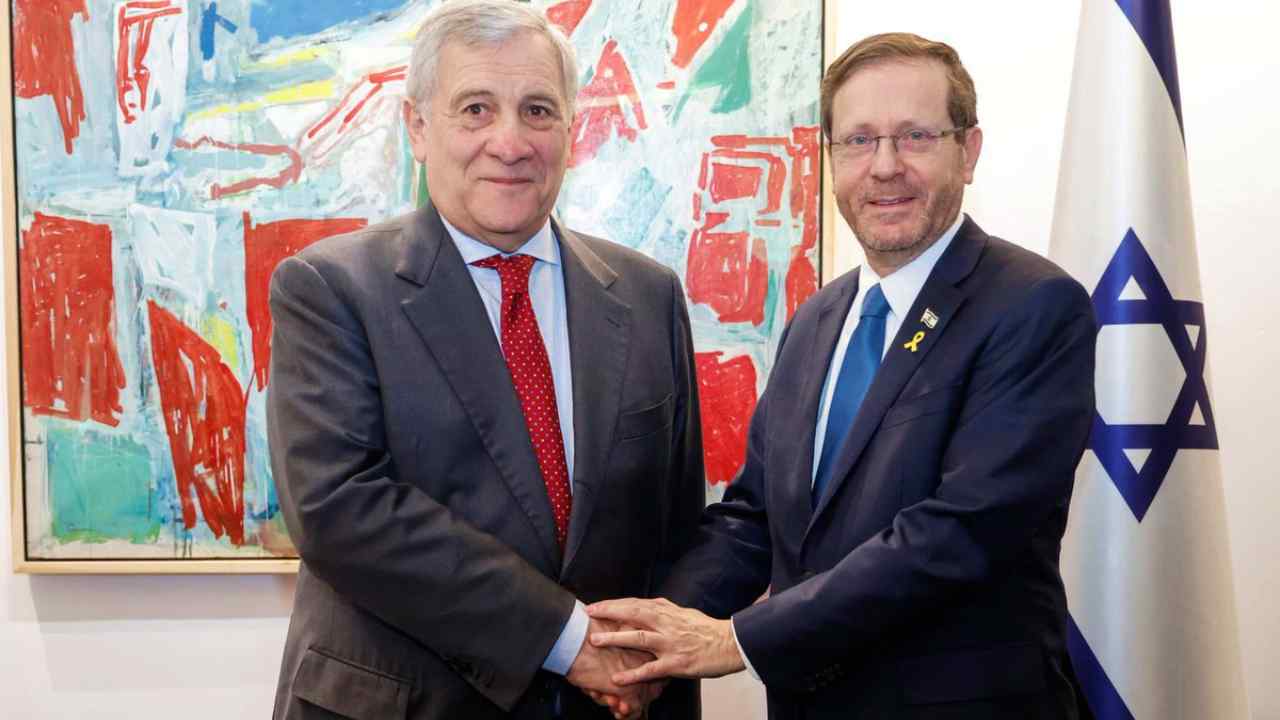 Gerusalemme, Tajani incontra Herzog: “Sì alla soluzione dei 2 Stati”