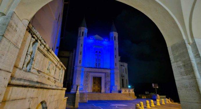 Autismo: la Basilica di Santa Rita da Cascia si illumina di blu