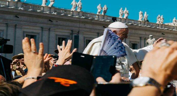 Tutela della vita e fine dei conflitti: l’udienza di Papa Francesco