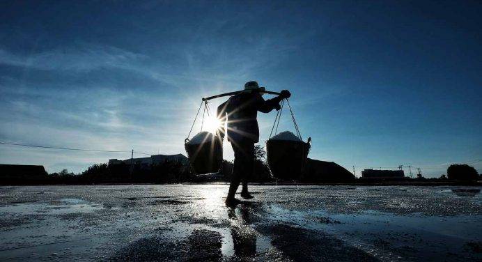 Parlamento e Consiglio Ue varano regolamento per contrastare il lavoro forzato
