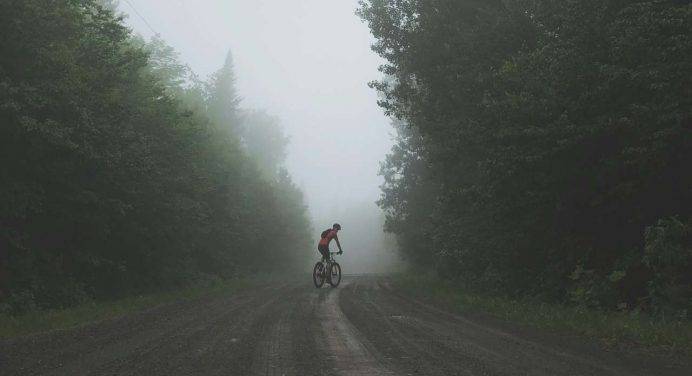 Cicloturismo, l’ambiente si difende pedalando