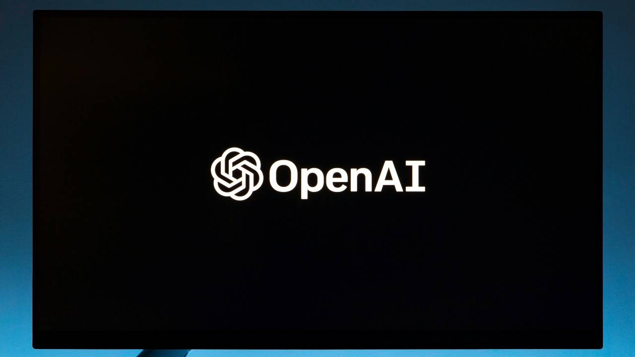 OpenAI è pronta a lanciare il guanto di sfida a Google